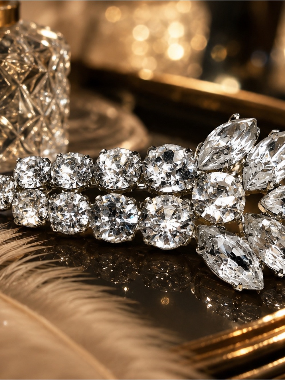 ✨ Vintage Crystal Rhinestone Brooch | 7 cm | Europe | 1960s–1970s